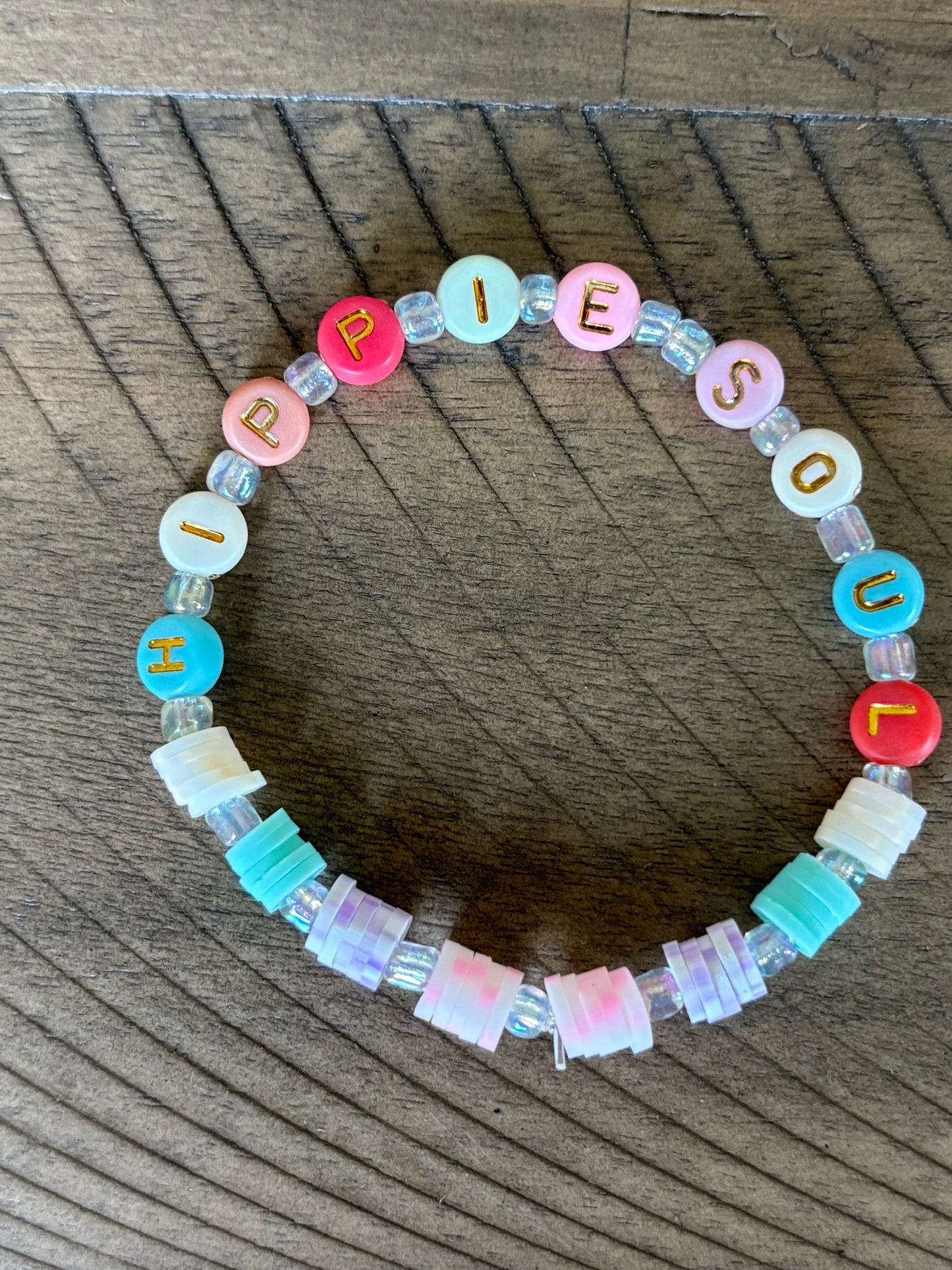 Heishi Disc Bead Stretch Friendship Bracelet "Hippie Soul" - Pastel and Clear Beads with Gold Lettering