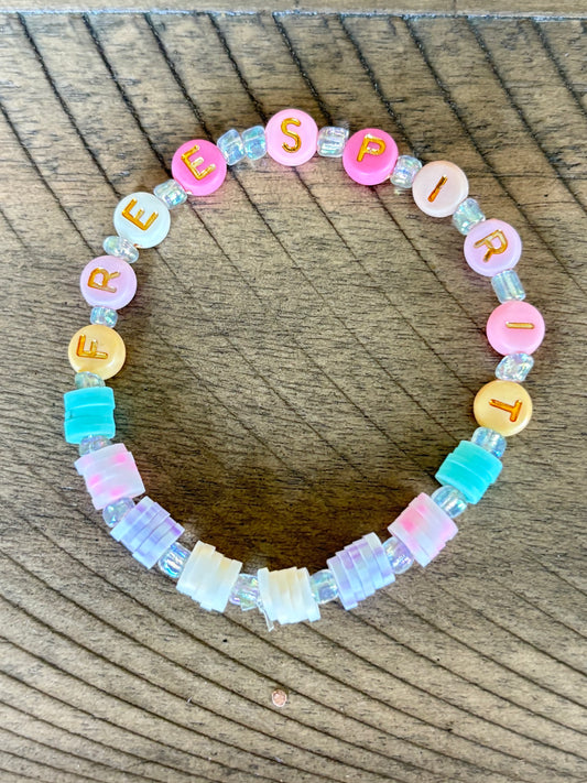Heishi Disc Bead Stretch Friendship Bracelet "Free Spirit" - Pastel and Clear Beads with Gold Lettering