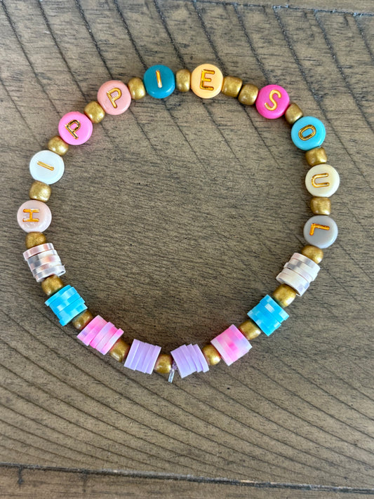 Heishi Disc Bead Stretch Friendship Bracelet "Hippie Soul" - Pastel and Gold Beads with Gold Lettering